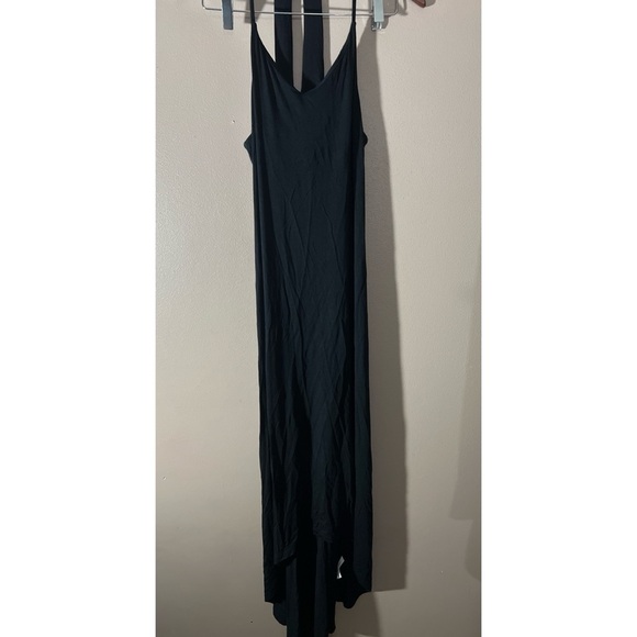 Chic Black Maxi Dress - Picture 1 of 4
